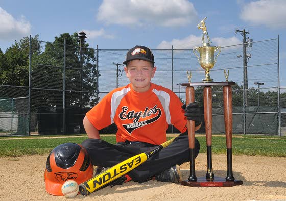 Egg Harbor Township boy, 9, has blast while winning Phillies Home Run Derby